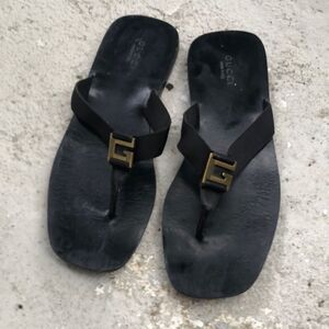 Gucci Retro leather sandals